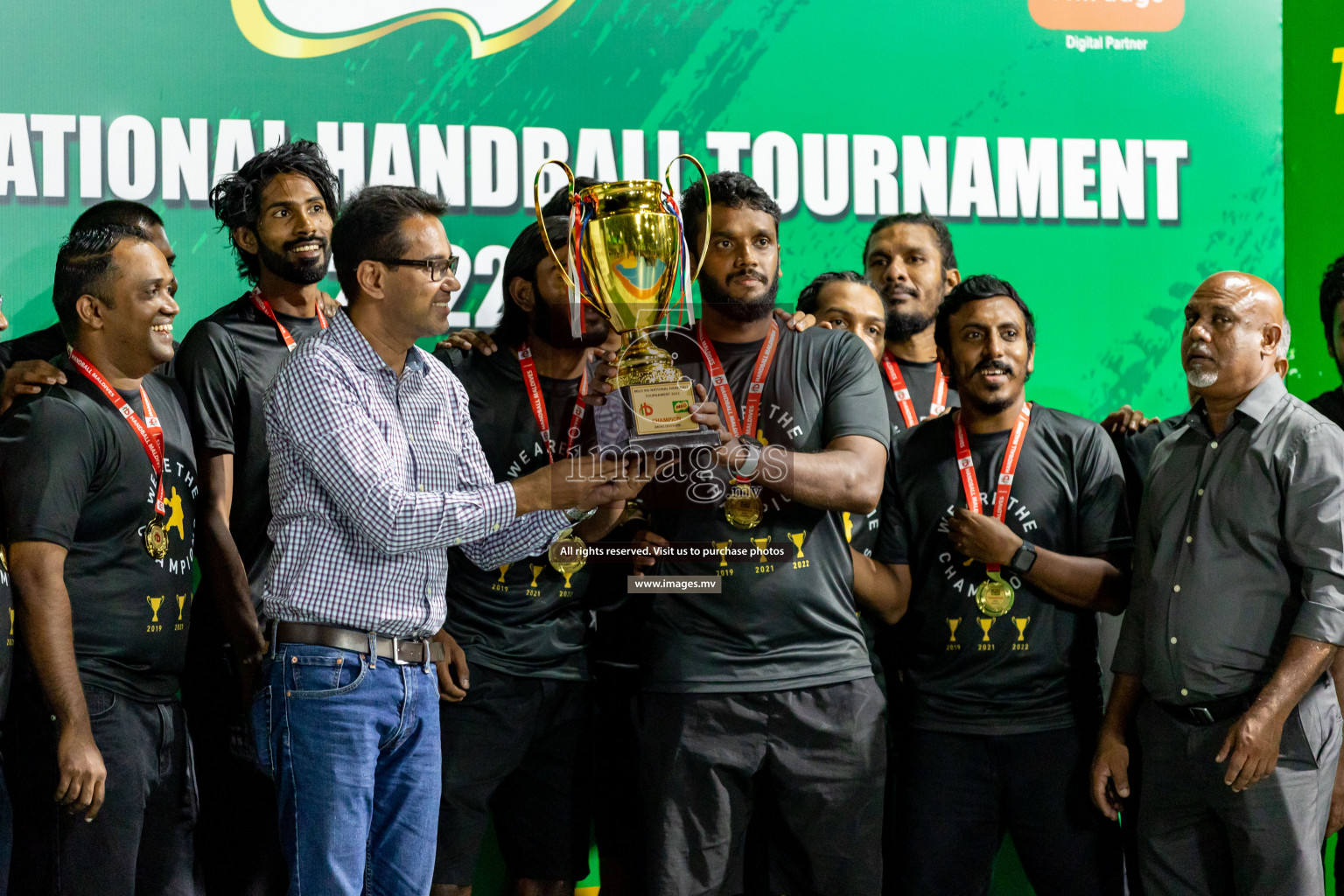 Finals of Milo 9th National Handball Tournament 2022 held in National Handball Grounds, Male', Maldives on 15 November 2022 Photos: Hassan Simah / images.mv