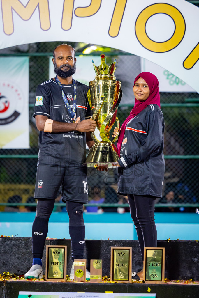 Ifhaams vs Dee Cee Jay SC in Final of Laamehi Dhiggaru Ekuveri Futsal Challenge 2025 was held on Tuesday, 29th July 2025, at Dhiggaru Futsal Ground, Dhiggaru, Maldives Photos: Nausham Waheed  / images.mv