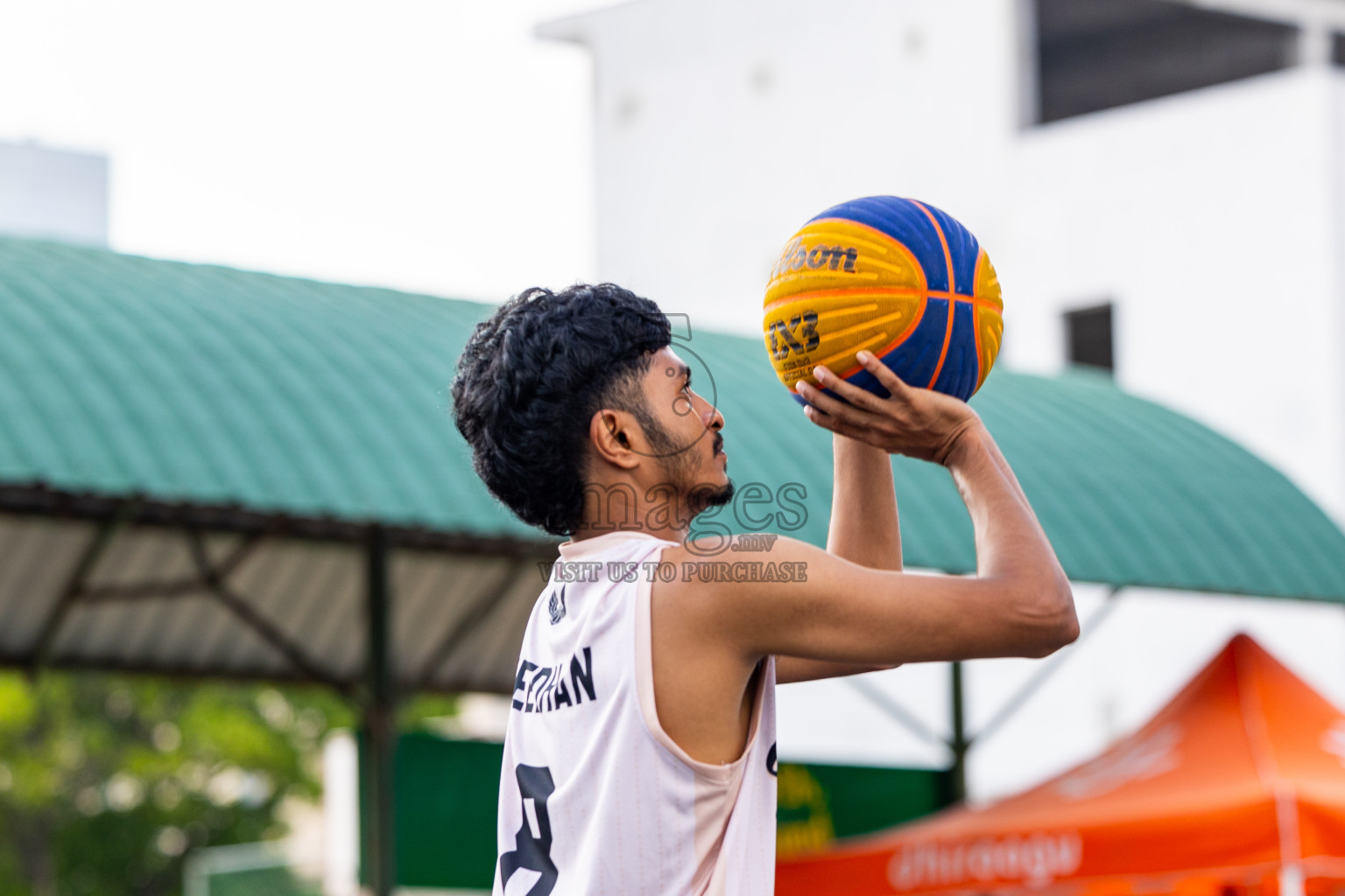 Day 5 of MILO Ramadan 3x3 Challenge 2024 was held in Ekuveni Outdoor Basketball Court at Male', Maldives on Saturday, 16th March 2024.
Photos: Mohamed Mahfooz Moosa / images.mv