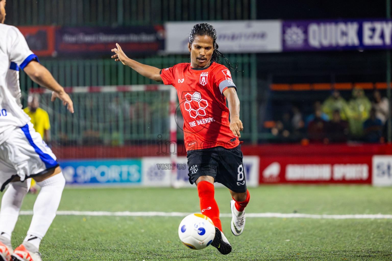 Th Thimarafushi VS Th Veymandoo in Atoll Round Semi-Final on Day 22 of Golden Futsal Challenge 2025 was held on Sunday , 26th January 2025, in Hulhumale', Maldives. Photos: Nausham Waheed / images.mv