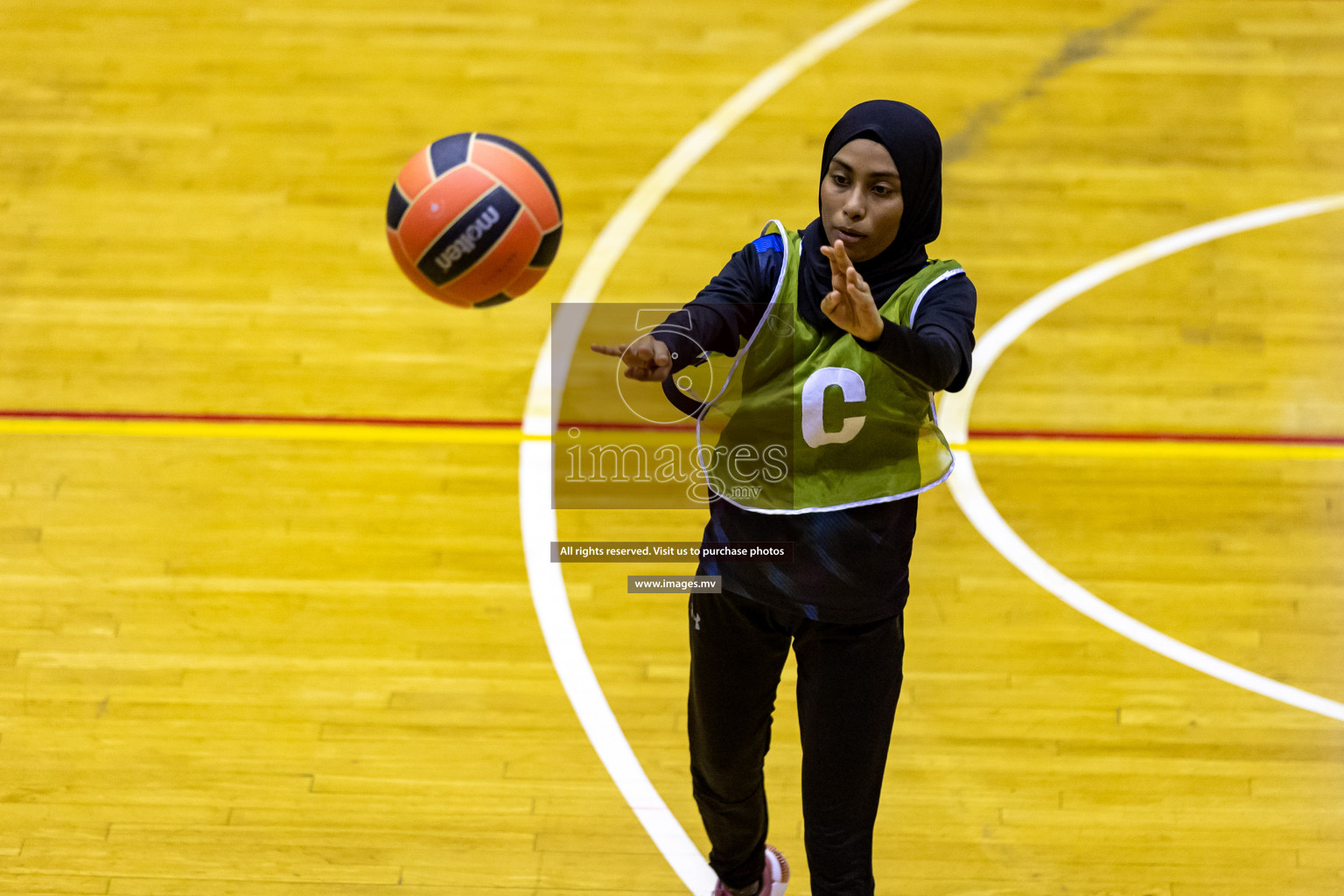 Lorenzo Sports Club vs Youth United Sports Club in the Milo National Netball Tournament 2022 on 20 July 2022, held in Social Center, Male', Maldives. Photographer: Hassan Simah / Images.mv