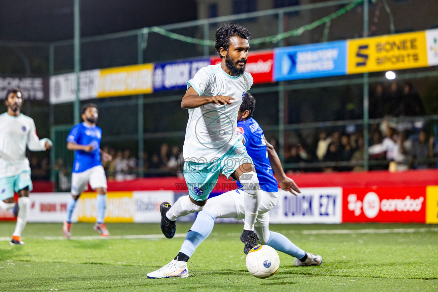 ADh Mahibadhoo vs ADh Omadhoo in Day 15 of Golden Futsal Challenge 2025 was held on Sunday, 19th January 2025, in Hulhumale', Maldives. Photos: Nausham Waheed / images.mv