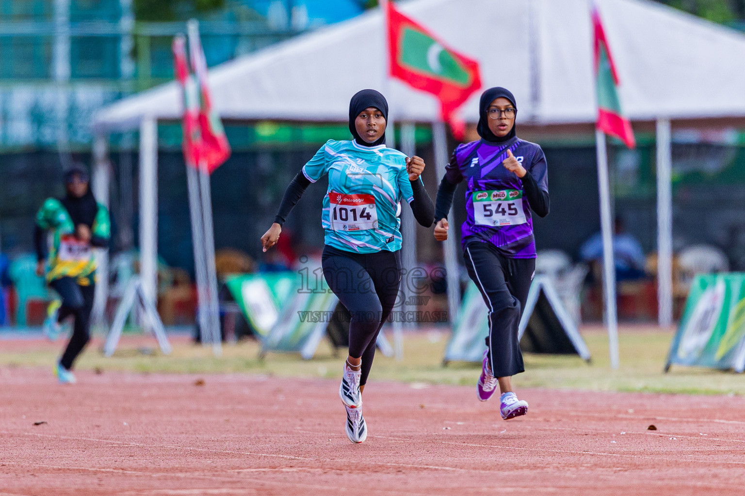 Day 2 of Inter-school Athletics Championship 2025 held in Ekuveni Synthetic Track, Male', Maldives on Tuesday, 07th October 2025. Photos by: Areef Adam / Images.mv