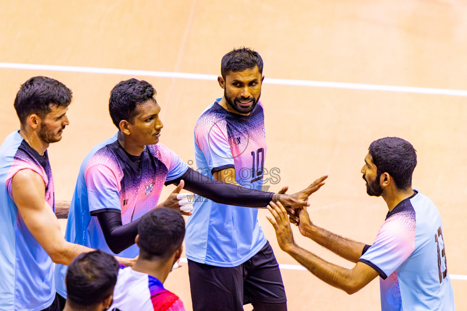 Sports Club City vs Blues for Volleyball in Day 2 of MILO VAM Cup 2024 Men's Division was held in Social Center Indoor Hall on Tuesday, 29th October 2024. Photos: Nausham Waheed / images.mv