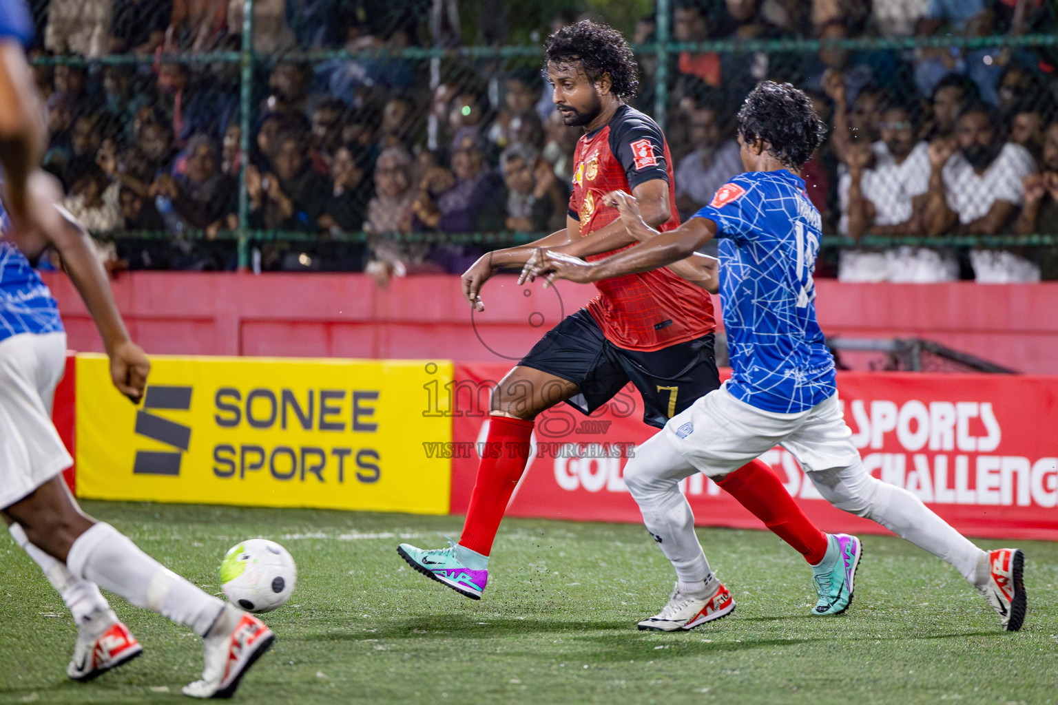 L. Gan VS HDh. Naivaadhoo in Round of 16 on Day 40 of Golden Futsal Challenge 2024 which was held on Tuesday, 27th February 2024, in Hulhumale', Maldives Photos: Hassan Simah / images.mv