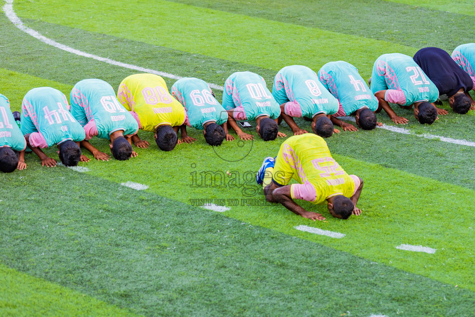 Anantara Kihavah vs Joali Maldives in Resort Super League 2025 was held on Saturday, 1st November 2025 in Anantara Kihavah Maldives, Photos: Areef Adam / images.mv