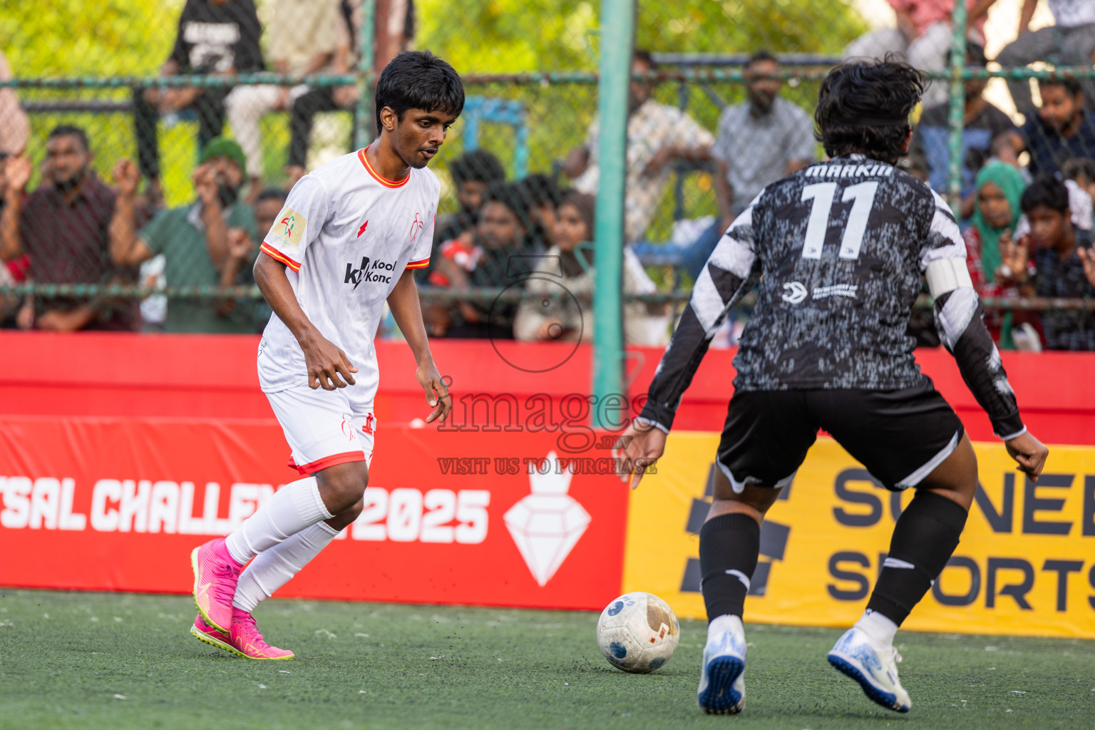 F Feeali vs F Magoodhoo in Day 12 of Golden Futsal Challenge 2025 was held on Thursday, 16th January 2025, in Hulhumale', Maldives Photos: Ismail Thoriq / images.mv