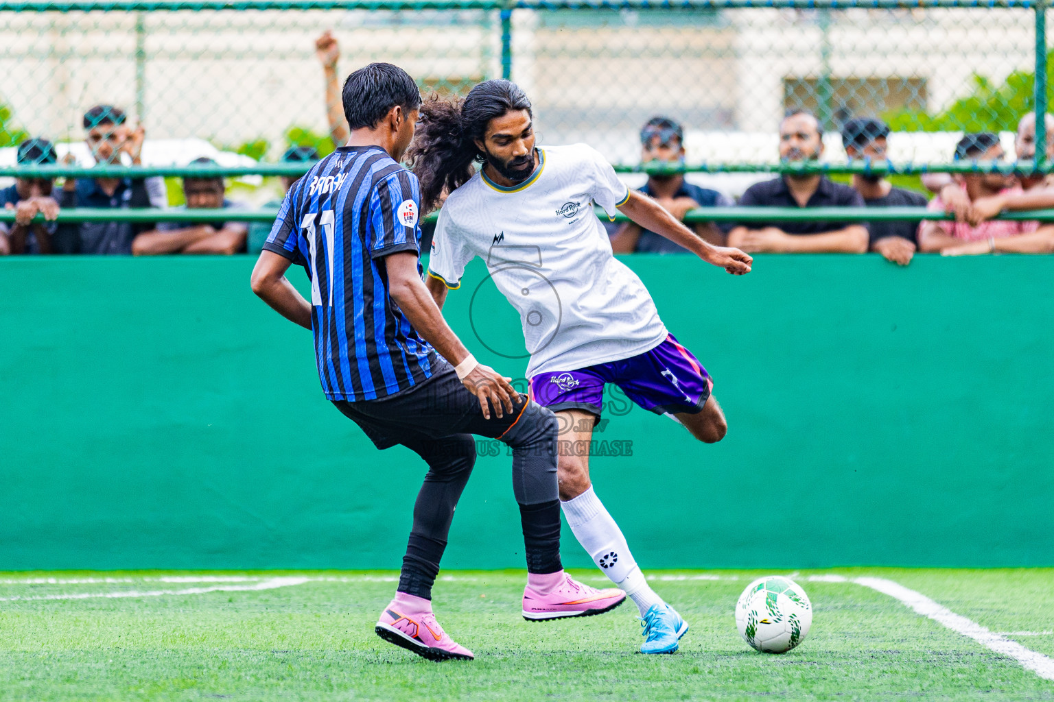 Waldorf Astoria vs Hard Rock Hotel in Semi Finals of Resort League 2025 (South Male Zone) day 14 was held on Thursday, 16th October 2025 in Crossroads's Maldives, Photos: Areef Adam / images.mv