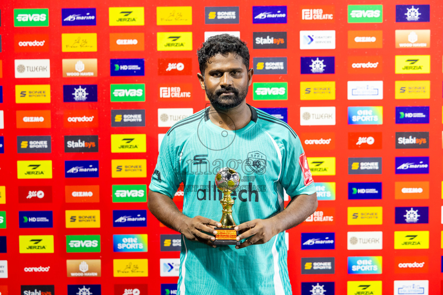 S Feydhoo vs S Meedhoo on Day 20 of Golden Futsal Challenge 2025 was held on Friday, 24rd January 2025, in Hulhumale', Maldives. Photos: Nausham Waheed / images.mv
