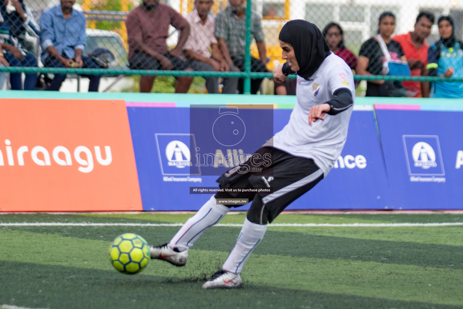 Maldives Ports Limited vs Dhivehi Sifainge Club in the semi finals of 18/30 Women's Futsal Fiesta 2019 on 27th April 2019, held in Hulhumale Photos: Hassan Simah / images.mv