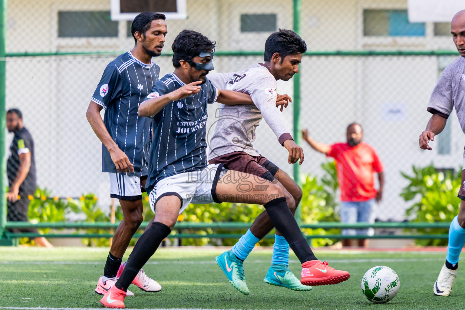 Kihavah vs Vakkaru in Day 5 of Resort League 2025 (Baa Zone) was held on Monday, 14th July 2025 in Avani+ Fares Maldives Resort, Baa Atoll, Maldives. Photos: Nausham Waheed / images.mv