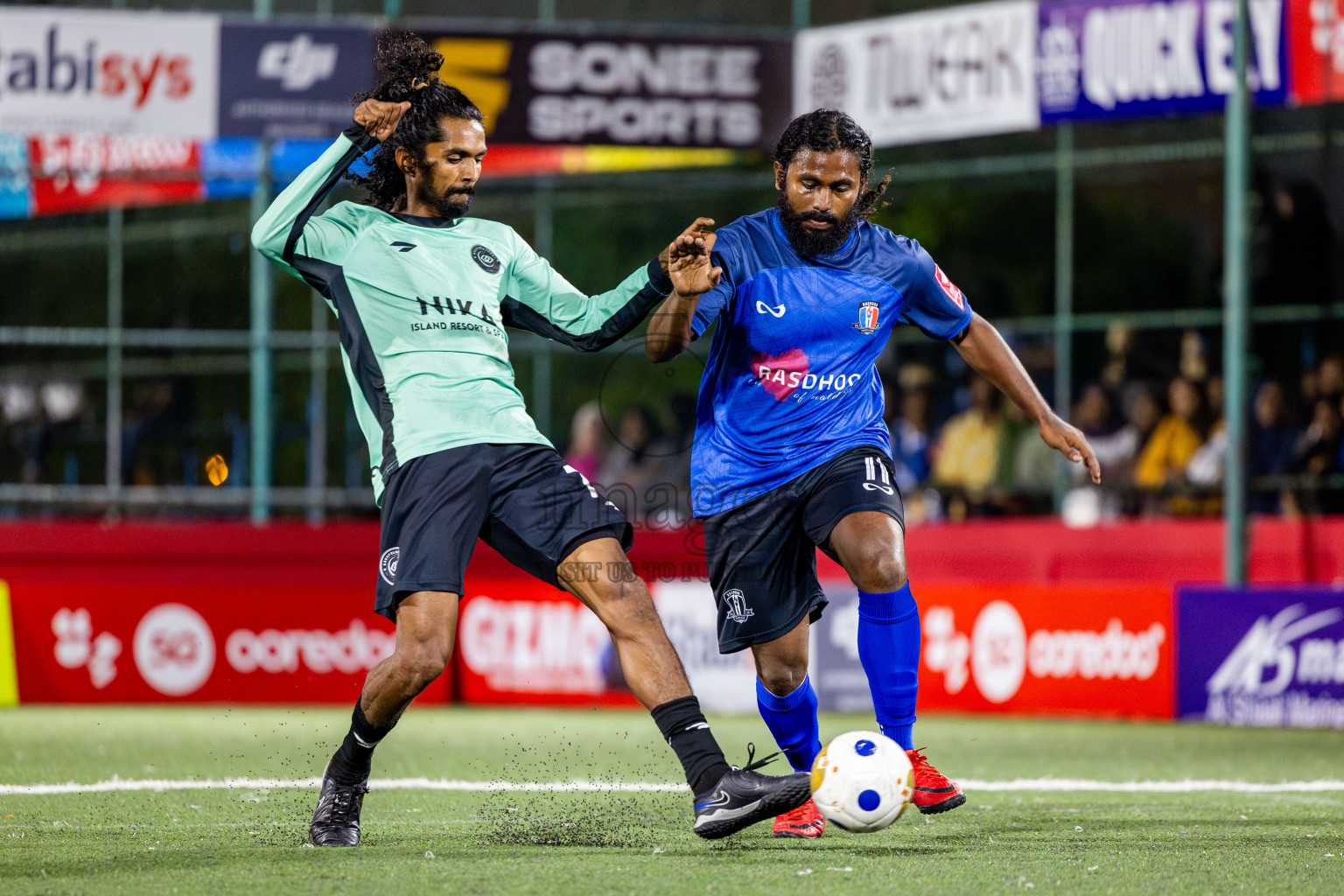 AA Rasdhoo vs AA Bodufolhudhoo in Day 11 of Golden Futsal Challenge 2025 was held on Wednesday, 15th January 2025, in Hulhumale', Maldives Photos: Nausham Waheed / images.mv