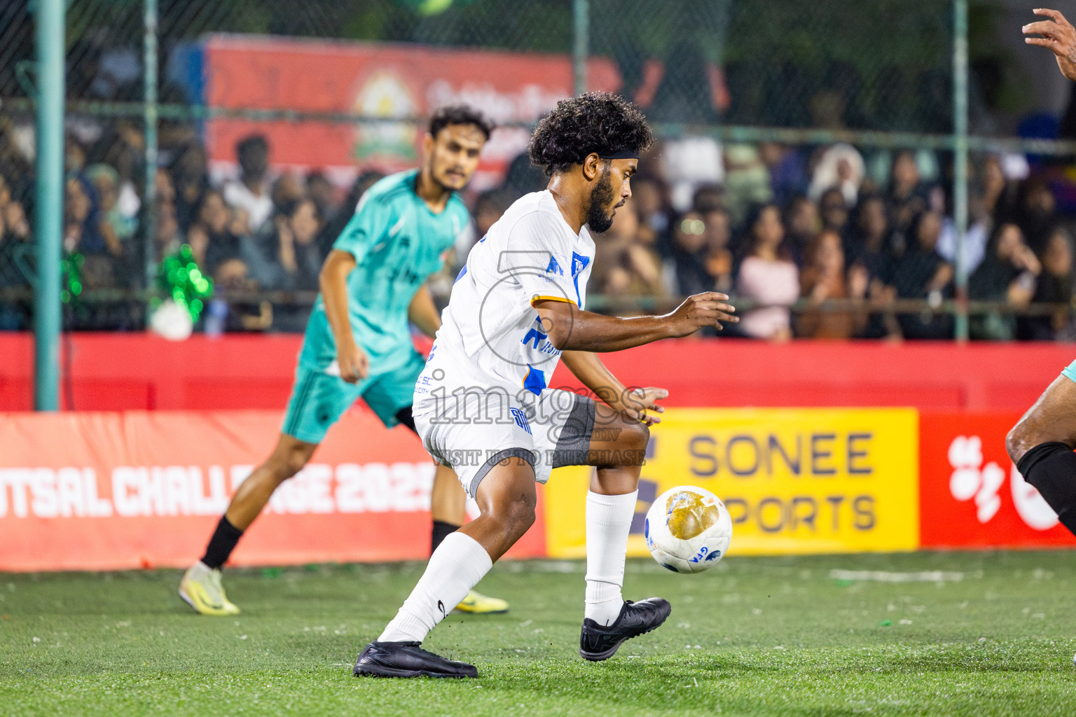 S Feydhoo vs S Hithadhoo in Seenu Atoll Final in Day 24 of Golden Futsal Challenge 2025 was held on Tuesday , 28th January 2025, in Hulhumale', Maldives. Photos: Nausham Waheed / images.mv