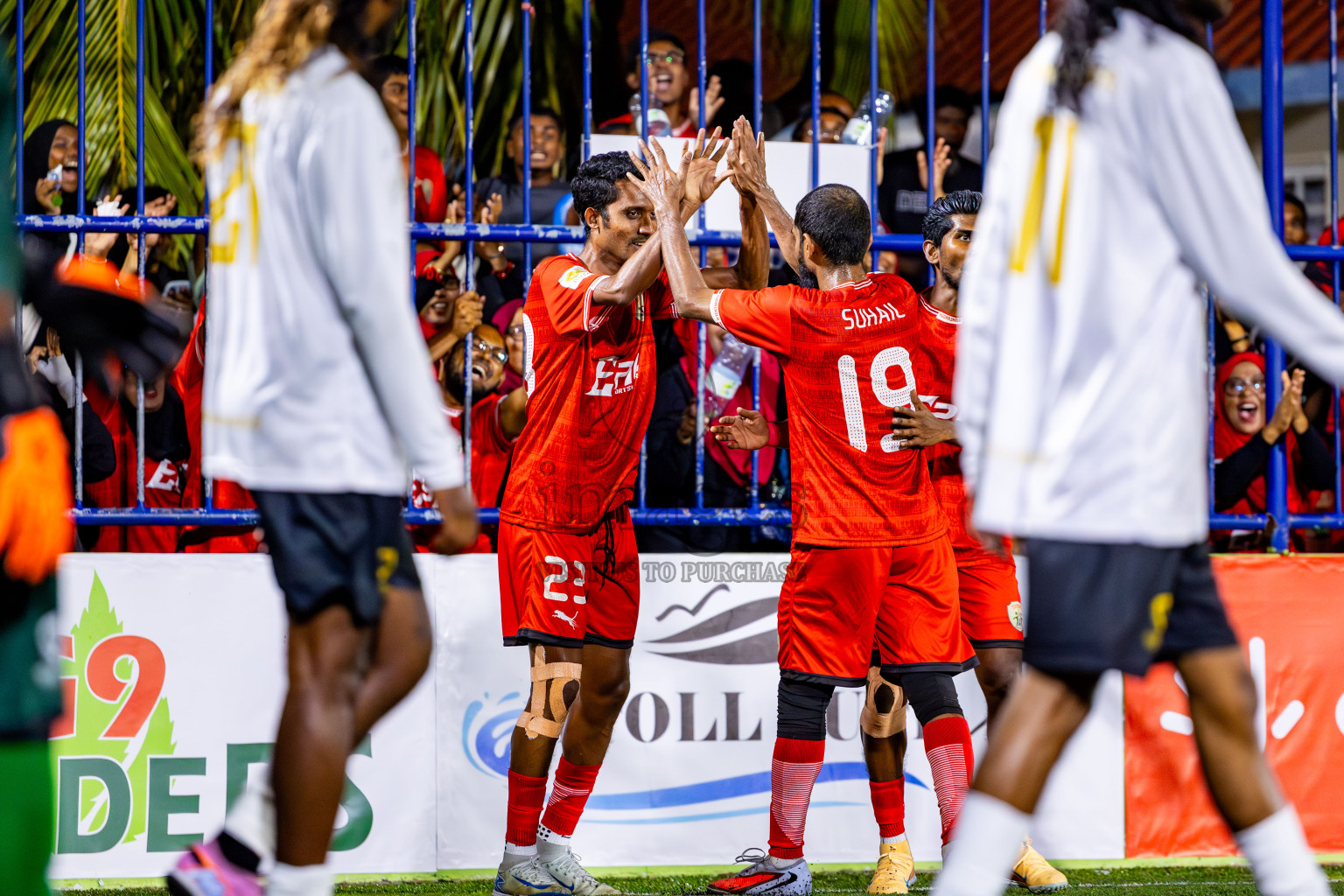 Kudarikilu vs Dharavandhoo in Day 4 of Better in Baa Futsal Fiesta 2025 Men's division held in B. Eydhafushi, Maldives on Saturday, 8th November 2025. Photos: Nausham Waheed / images.mv