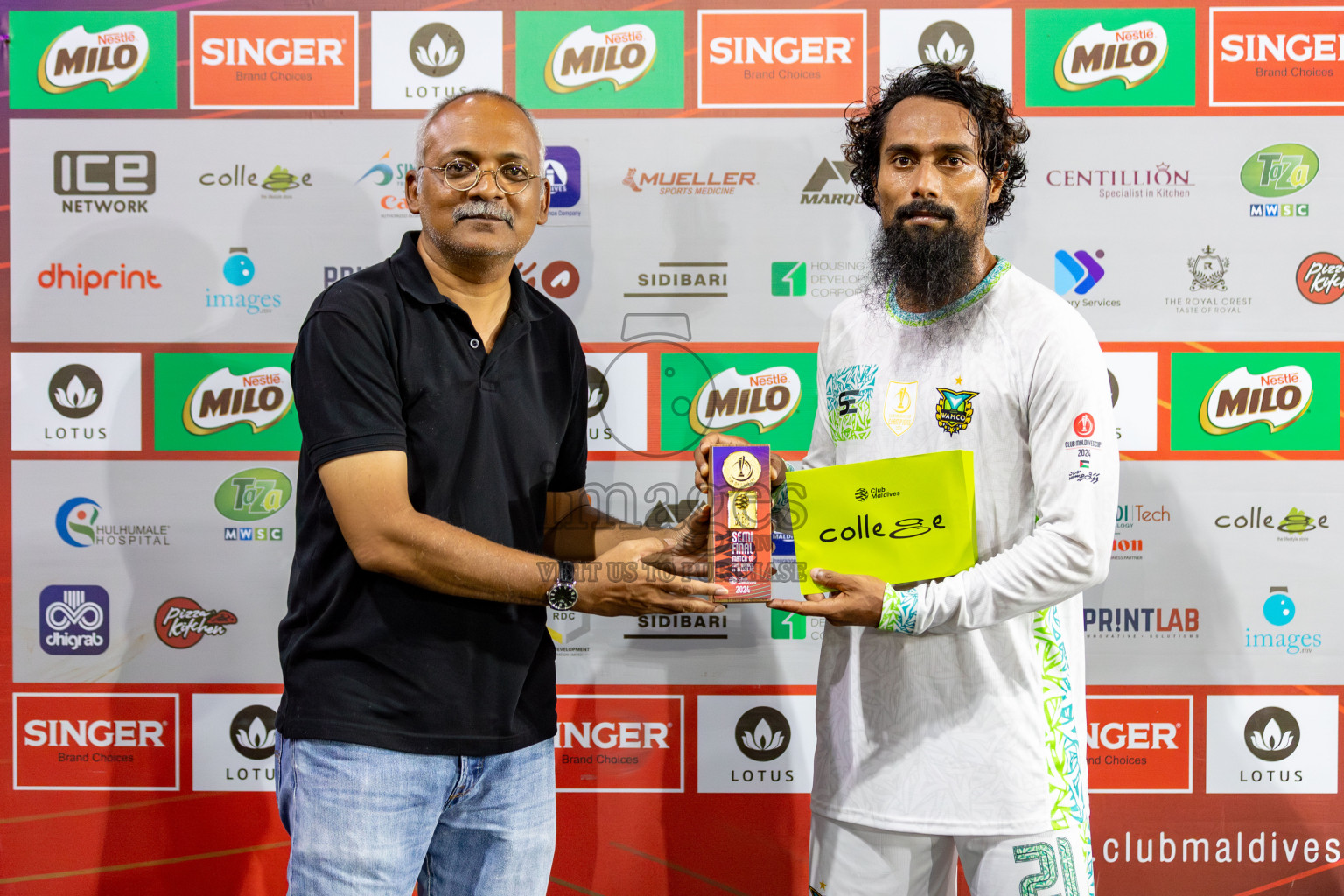 WAMCO vs STELCO RC in the Semi Finals of Club Maldives Cup 2024 held in Rehendi Futsal Ground, Hulhumale', Maldives on Monday, 14th October 2024. Photos: Hassan Simah / images.mv