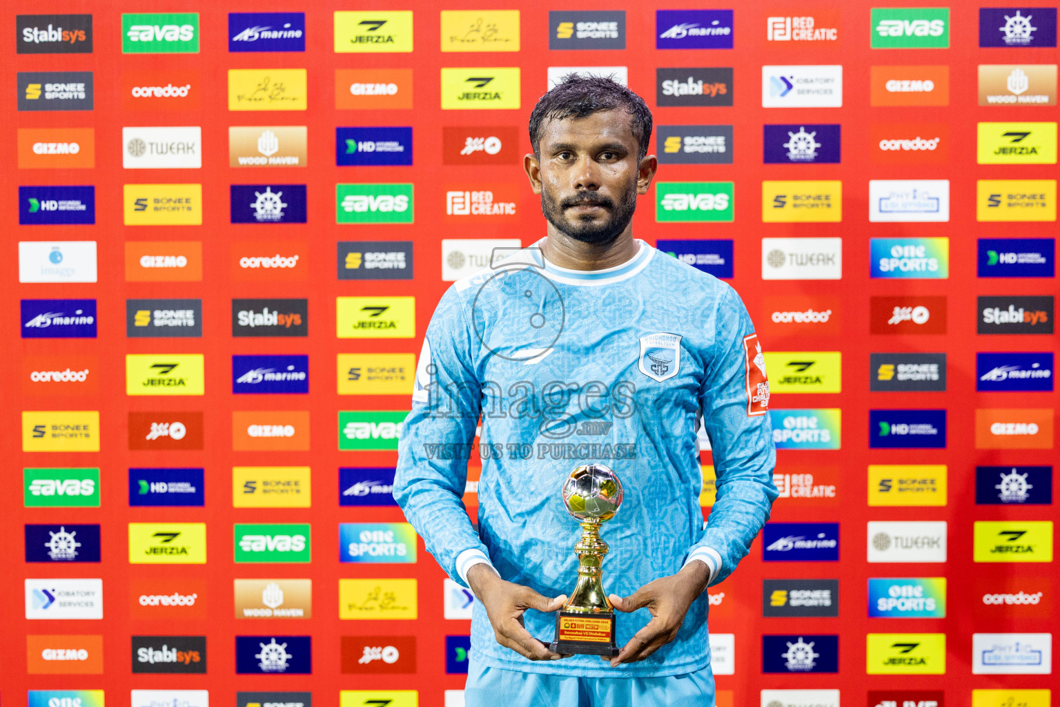 HA Ihavandhoo vs HA Dhidhdhoo in Day 13 of Golden Futsal Challenge 2025 was held on Friday, 17th January 2025, in Hulhumale', Maldives 
Photos: Hassan Simah / images.mv
