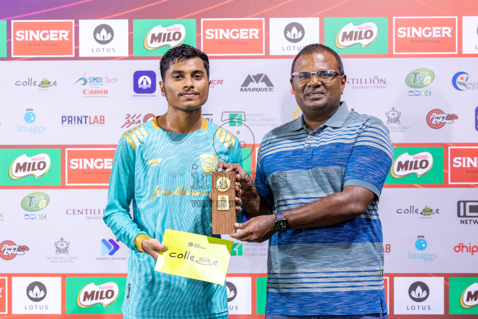 Maldivian vs Ooredoo in Club Maldives Cup 2024 held in Rehendi Futsal Ground, Hulhumale', Maldives on Thursday, 3rd October 2024.
Photos: Ismail Thoriq / images.mv