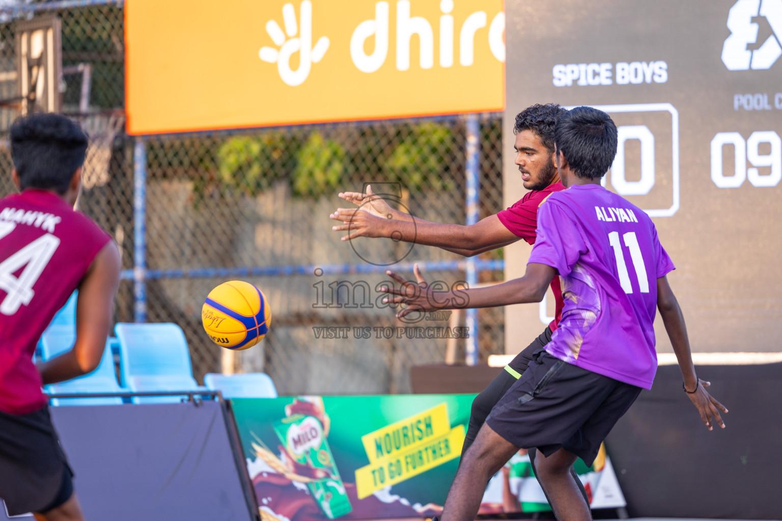 Day 2 of MILO Ramadan 3x3 Challenge 2024 was held in Ekuveni Outdoor Basketball Court at Male', Maldives on Wednesday, 13th March 2024.
Photos: Ismail Thoriq / images.mv