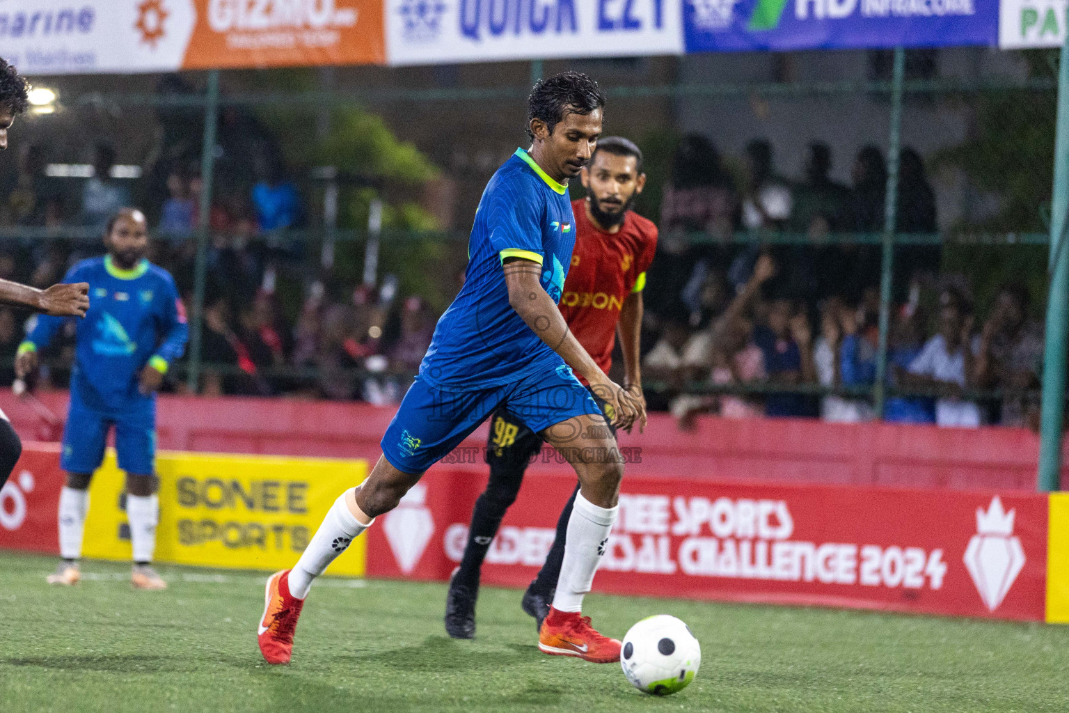 HDh Naivaadhoo VS HDh Makunudhoo in Day 14 of Golden Futsal Challenge 2024 was held on Sunday, 28th January 2024, in Hulhumale', Maldives Photos: Nausham Waheed / images.mv