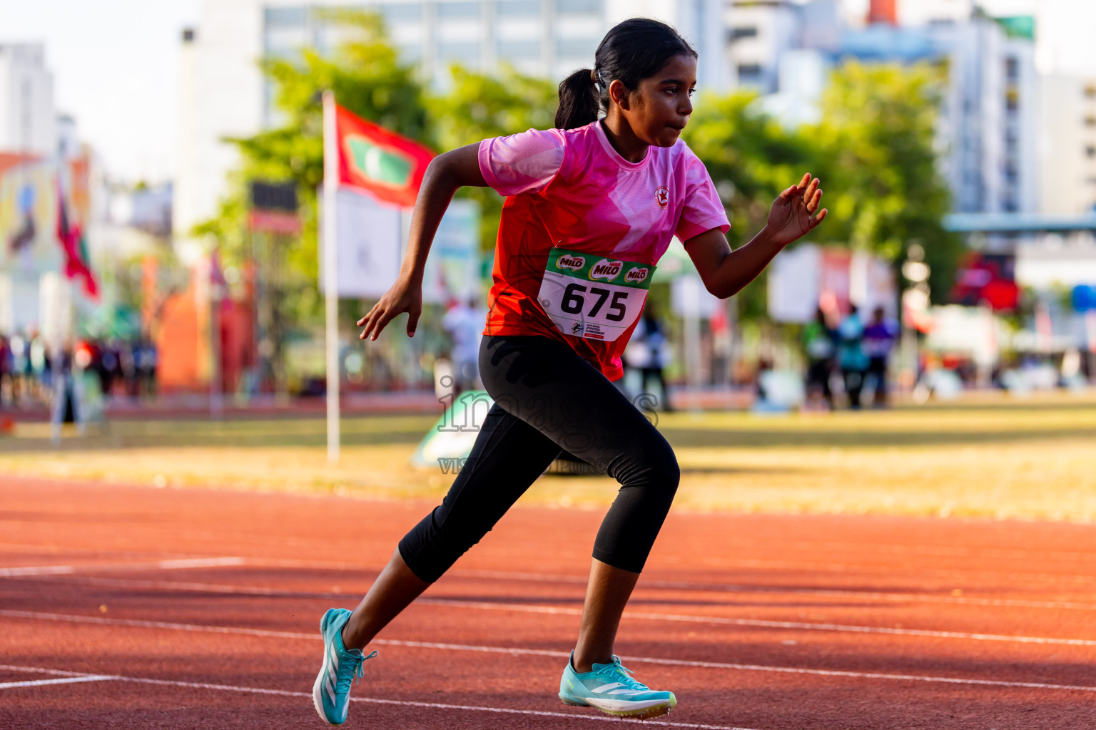 Day 1 of Inter-school Athletics Championship 2025 held in Ekuveni Synthetic Track, Male', Maldives on Monday, 06th October 2025. Photos by: Nausham Waheed / Images.mv