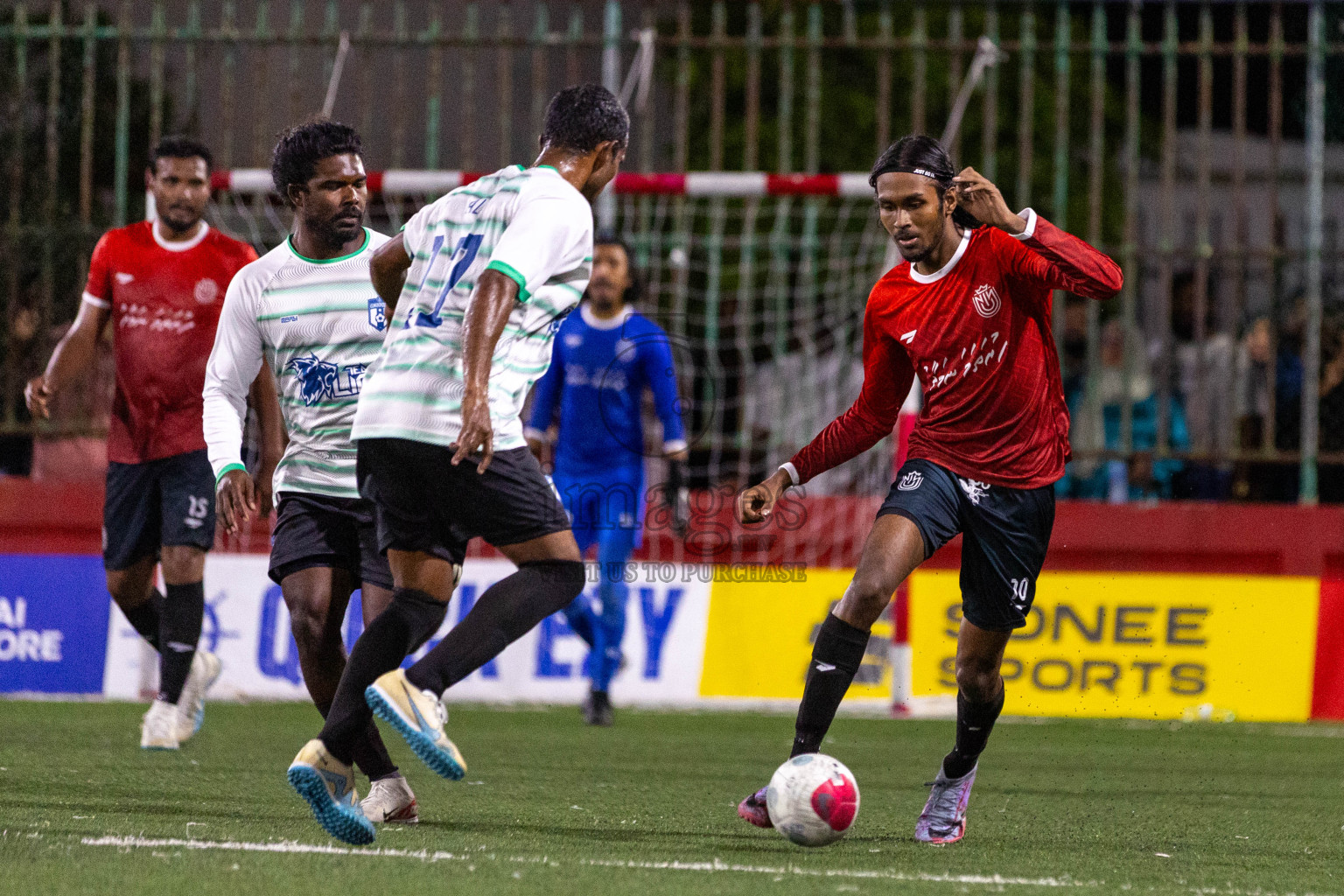 HDh Nolhivaran vs HDh Kumundhoo in Day 6 of Golden Futsal Challenge 2024 was held on Saturday, 20th January 2024, in Hulhumale', Maldives
Photos: Ismail Thoriq / images.mv