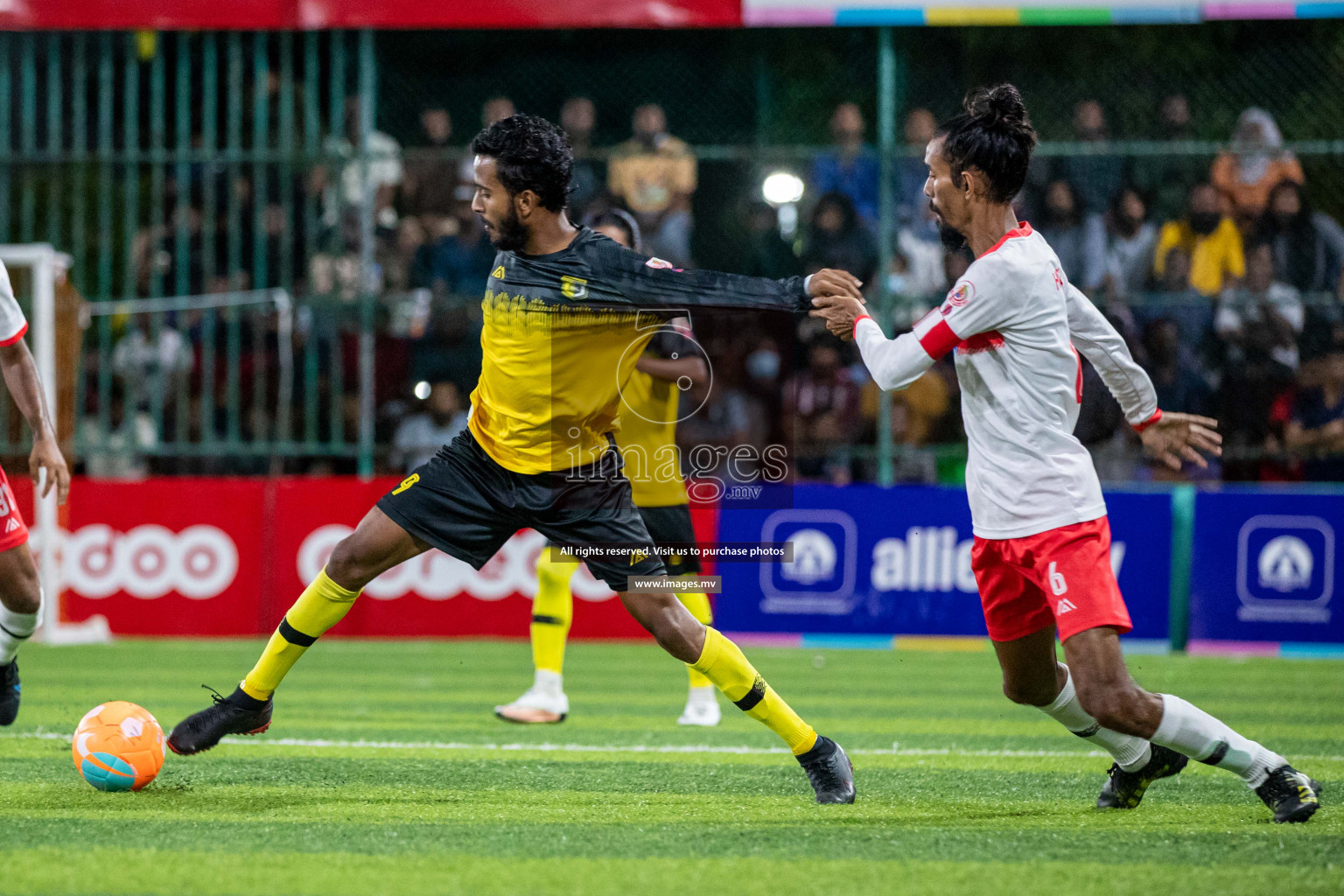 Team FSM Vs Prisons Club in the Semi Finals of Club Maldives 2021 held in Hulhumale, Maldives on 15 December 2021. Photos: Shuu Abdul Sattar / images.mv