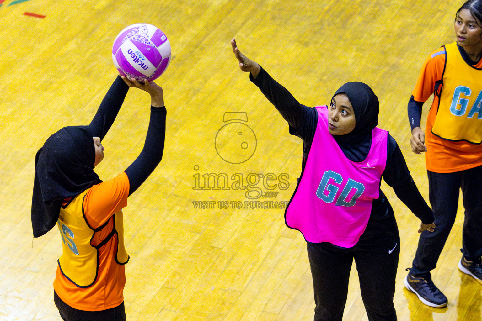 Invicto Sports Club vs United Unity Sports Club in Day 9 of National Netball Tournament 2025 held in Social Center at Male', Maldives on Monday, 26th May 2025. Photos: Nausham Waheed / images.mv