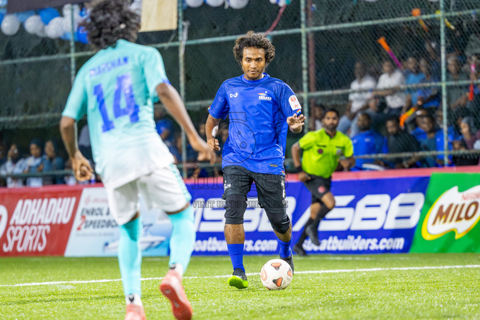 Team FENAKA vs MSRC (Maldivian) in Day 8 of Club Maldives Cup 2025 was held in Rehendhi Futsal Ground, Hulhumale', Maldives on Wednesday, 8th October 2025.
Photos: Ismail Thoriq / images.mv
