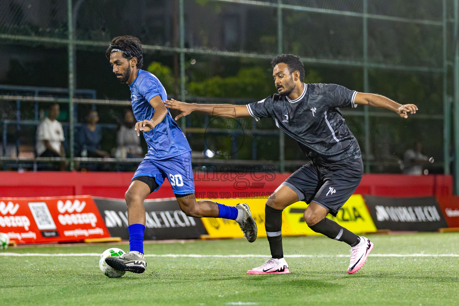 Club Aasandha vs Club Dhaakhily in Day 11 of Office League 2025 was held on Saturday, 26th April 2025 in Hulhumale', Maldives. Photos: Mohamed Mahfooz Moosa / images.mv