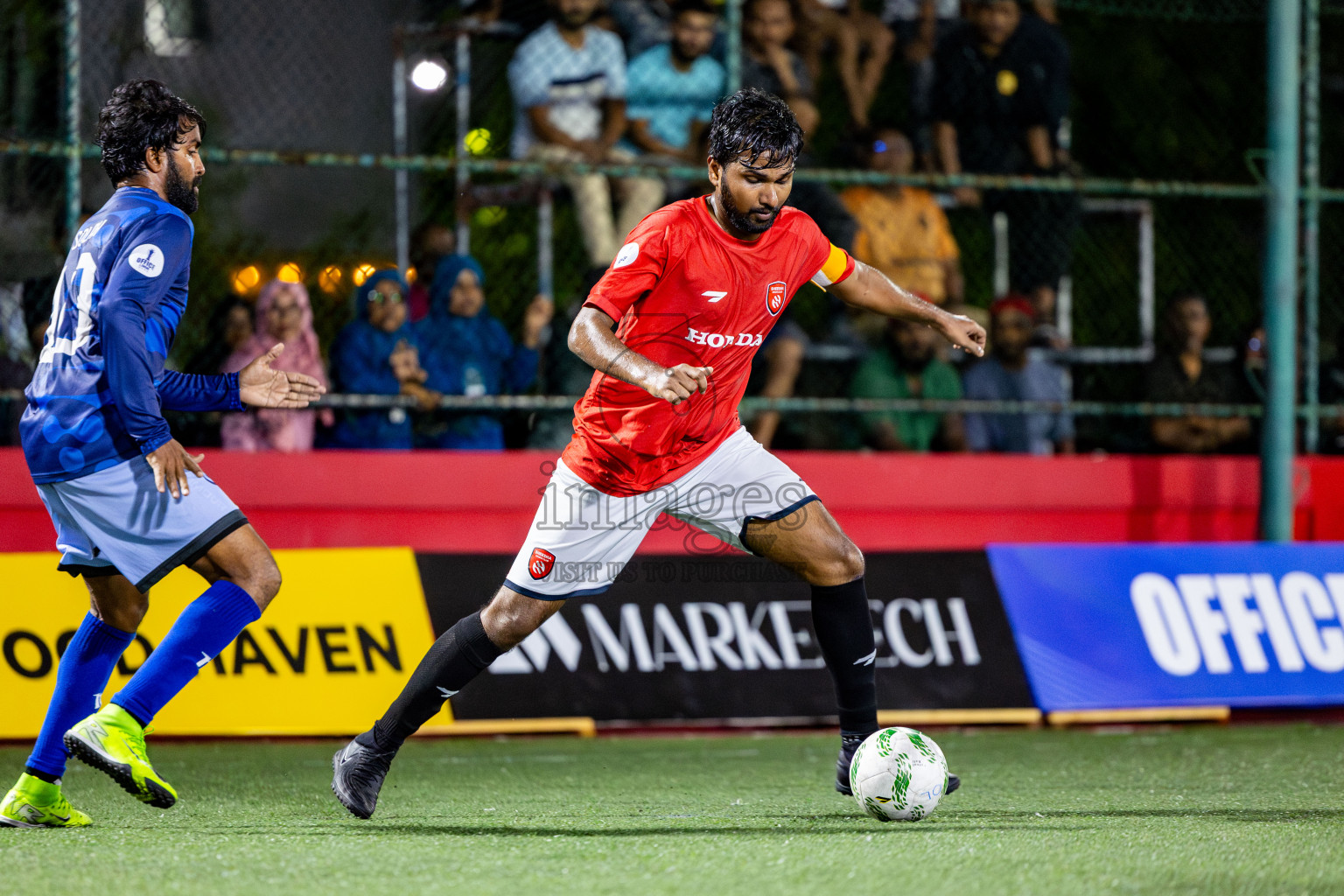 Sheesha vs Hulhumale Hospital in Day 13 of Office League 2025 was held on Monday, 28th April 2025 in Hulhumale', Maldives. Photos: Nausham Waheed / images.mv
