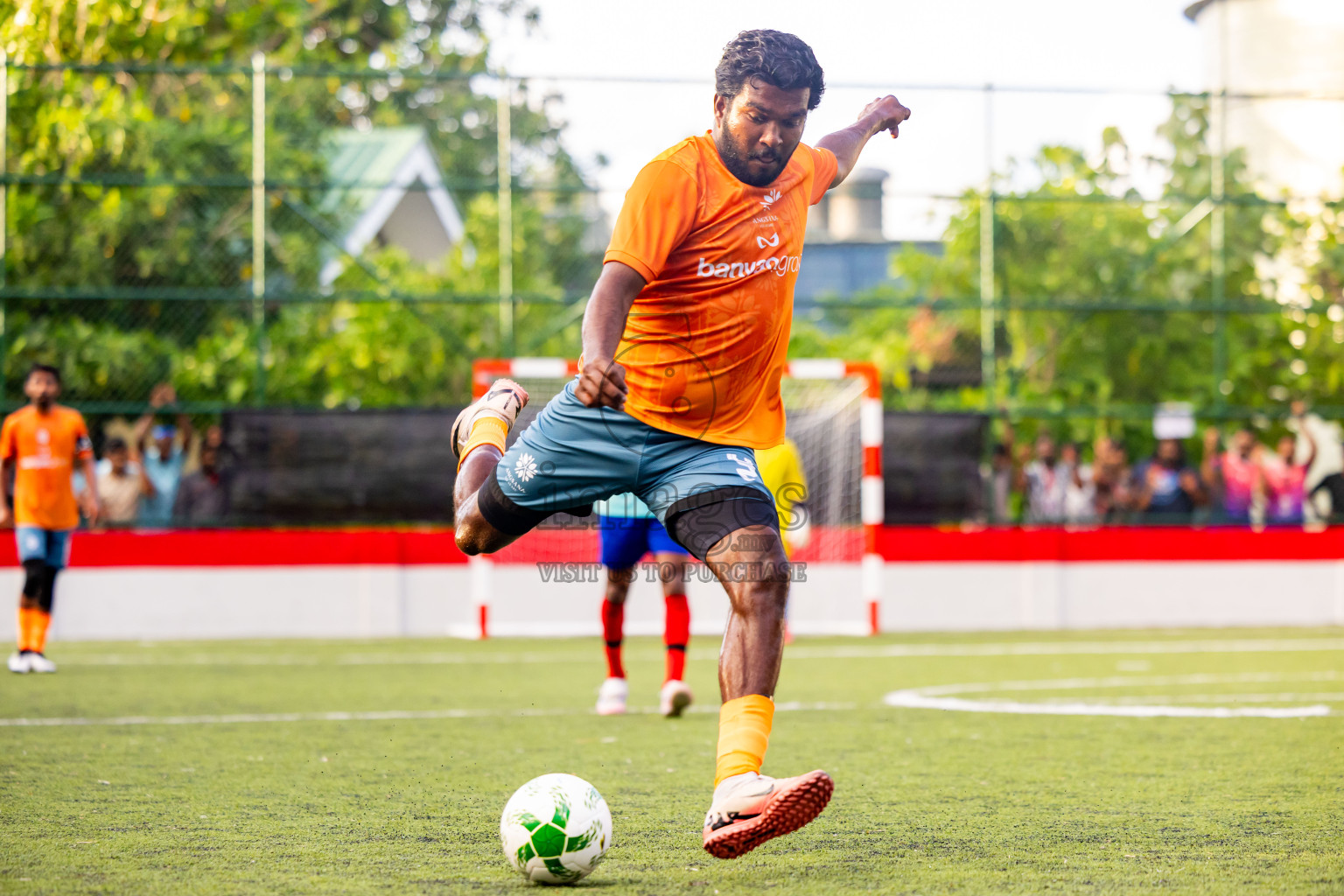 Velavaru vs Kandima in Day 6 of Resort League 2025 (Dhaalu Zone) was held on Tuesday, 20th May 2025 in Niyama Private island, Dhaalu Atoll, Maldives. Photos: Nausham Waheed / images.mv