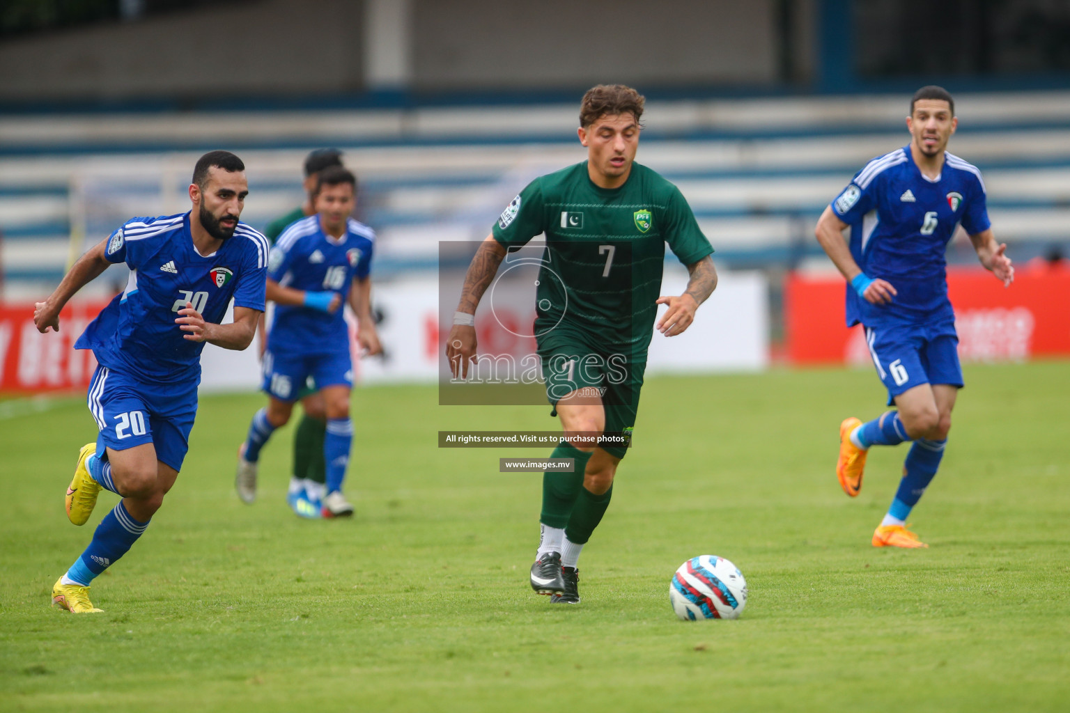 Pakistan vs Kuwait in SAFF Championship 2023 held in Sree Kanteerava Stadium, Bengaluru, India, on Saturday, 24th June 2023. Photos: Nausham Waheed, Hassan Simah / images.mv