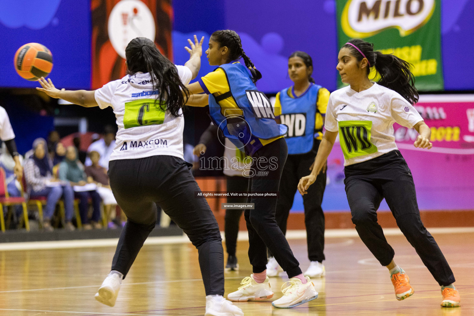 Club Green Streets vs Kulhudhufushi Y&RC in the 1st Division Final of Milo National Netball Tournament 2022 on 22nd July 2022 held in Social Center, Male', Maldives. Photographer: Shuu / images.mv