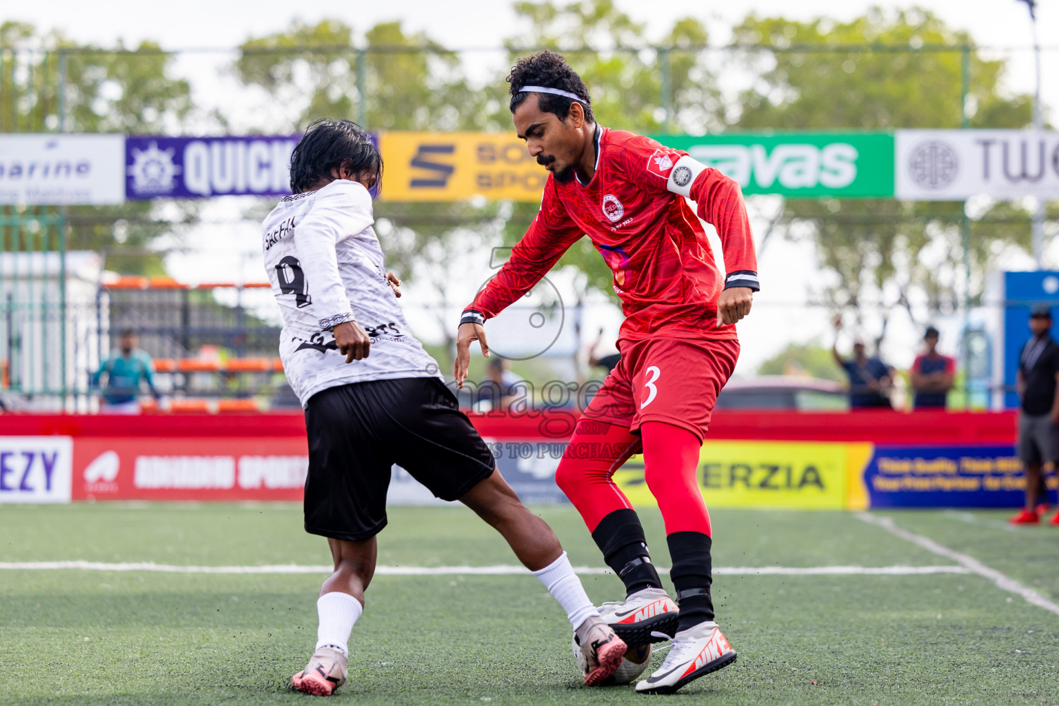 GDh Madaveli vs GDh Faresmaathodaa in Day 12 of Golden Futsal Challenge 2025 was held on Thursday, 16th January 2025, in Hulhumale', Maldives Photos: Nausham Waheed  / images.mv
