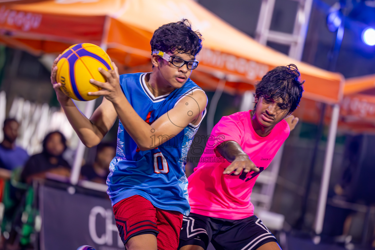 Final Day of MILO Ramadan 3x3 Challenge 2024 was held in Ekuveni Outdoor Basketball Court at Male', Maldives on Tuesday, 19th March 2024.
Photos: Ismail Thoriq / images.mv