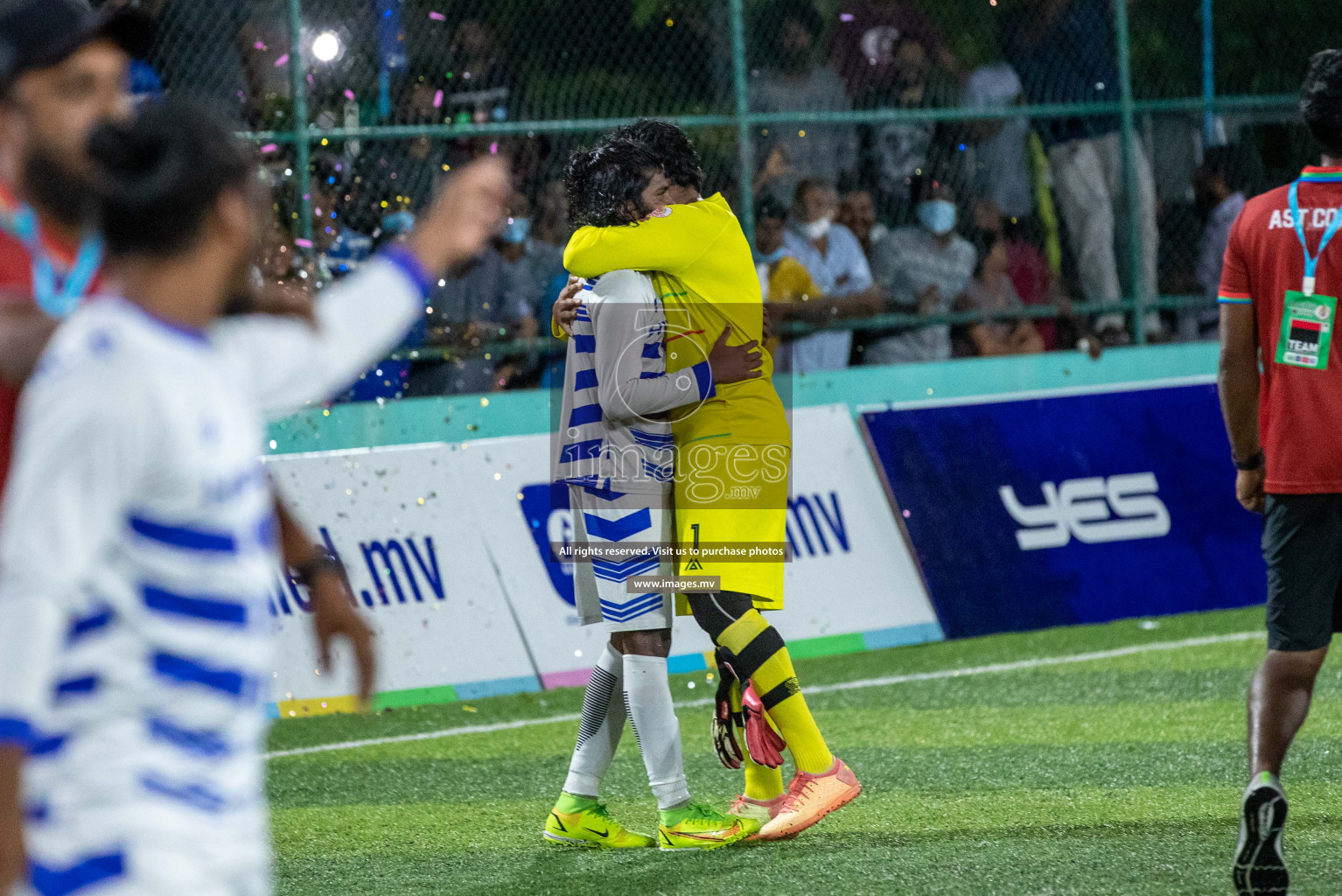 STO RC Vs Team Fenaka in the Quarter Finals of Club Maldives 2021 held in Hulhumale, Maldives on 13 December 2021. Photos: Shu Abdul Sattar / images.mv