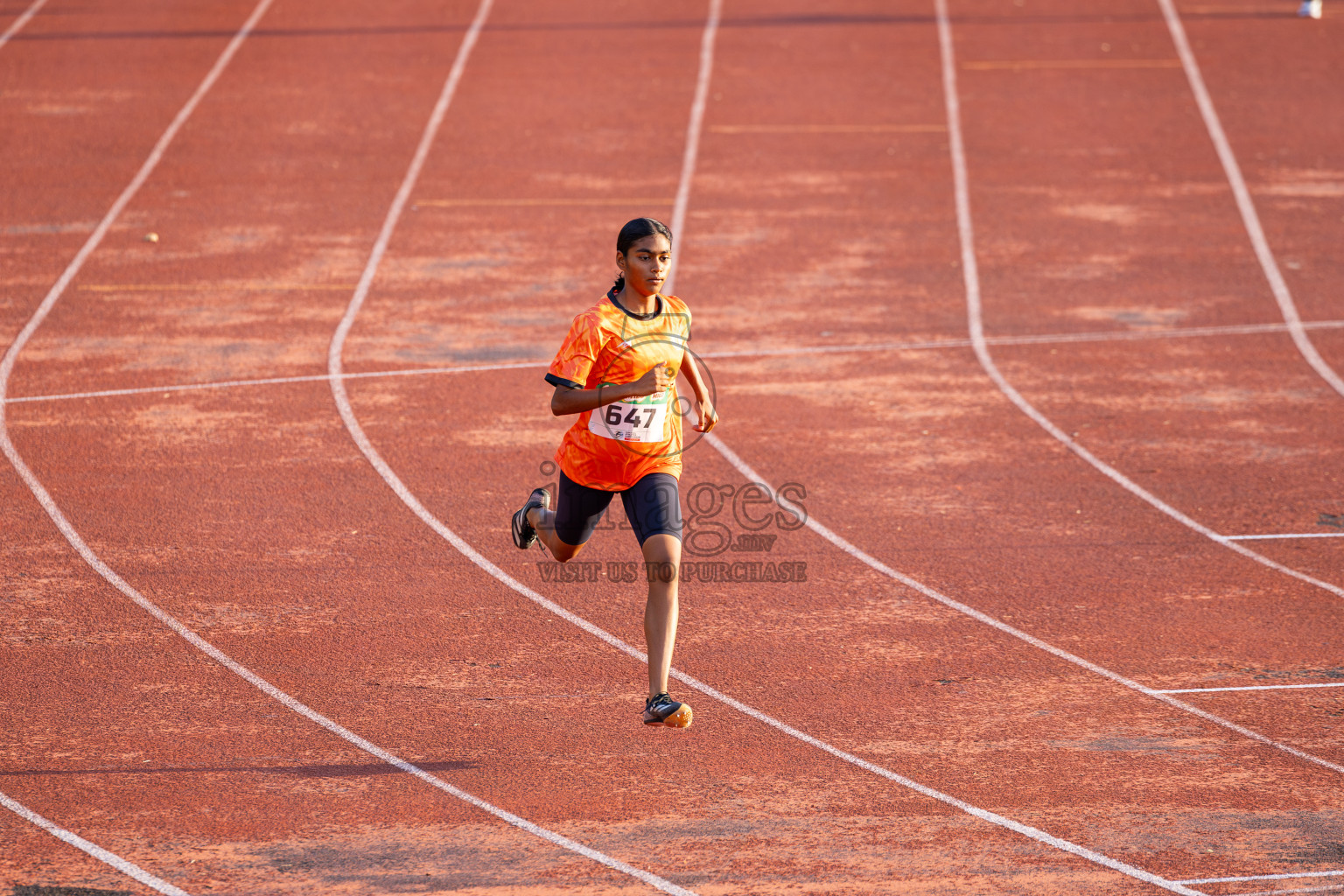 Day 1 of Inter-school Athletics Championship 2025 held in Ekuveni Synthetic Track, Male', Maldives on Monday, 06th October 2025. Photos by: Ismail Thoriq / Images.mv