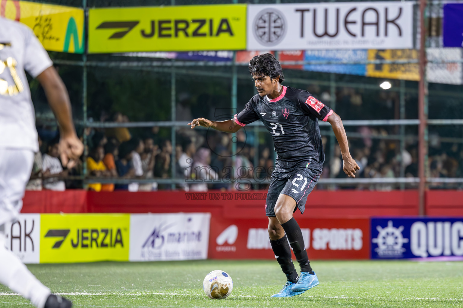 Lh Kurendhoo vs Lh Olhuvelifushi in Day 15 of Golden Futsal Challenge 2025 was held on Sunday, 19th January 2025, in Hulhumale', Maldives. Photos: Ismail Thoriq / images.mv