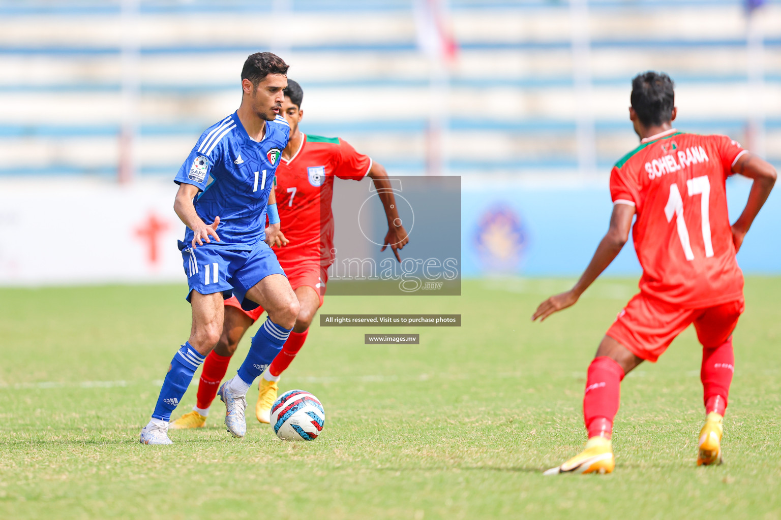 Kuwait vs Bangladesh in the Semi-final of SAFF Championship 2023 held in Sree Kanteerava Stadium, Bengaluru, India, on Saturday, 1st July 2023. Photos: Nausham Waheed, Hassan Simah / images.mv