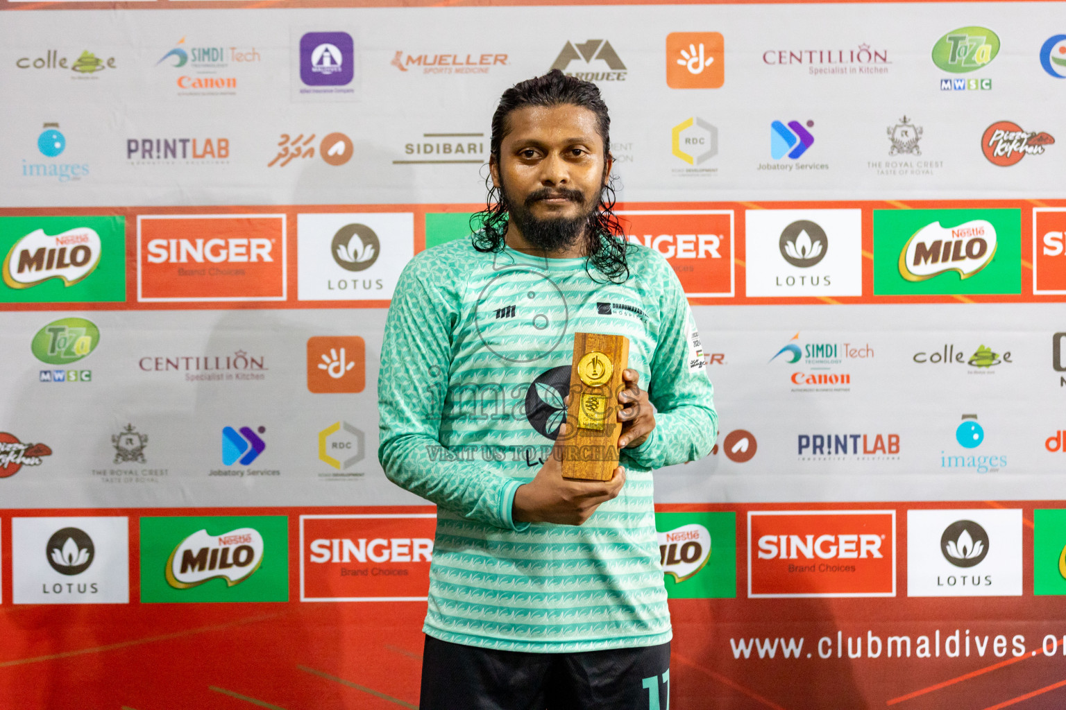 Team Dharumavantha vs Hiya Club in Club Maldives Classic 2024 held in Rehendi Futsal Ground, Hulhumale', Maldives on Sunday, 8th September 2024. Photos: Hassan Simah / images.mv