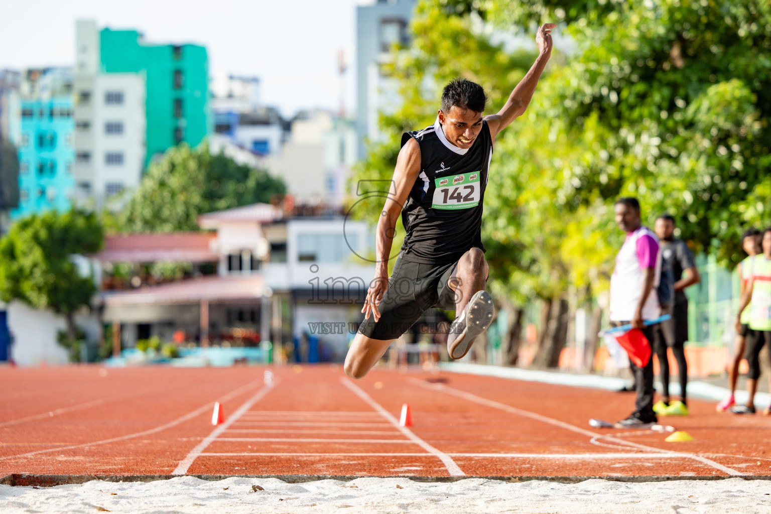 Day 2 of 12th Milo Association Championships was held in Ekuveni Track at Male', Maldives on Friday, 25th April 2025. Photos: Hassan Simah / images.mv