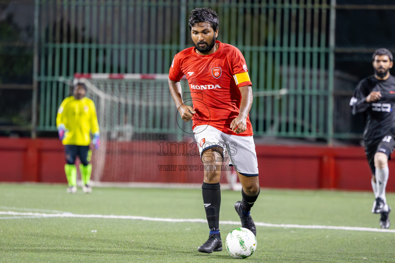 Sheesha vs Roseware in Day 1 of Office League 2025 was held on Wednesday, 16th April 2025 in Hulhumale', Maldives.
Photos: Ismail Thoriq / images.mv