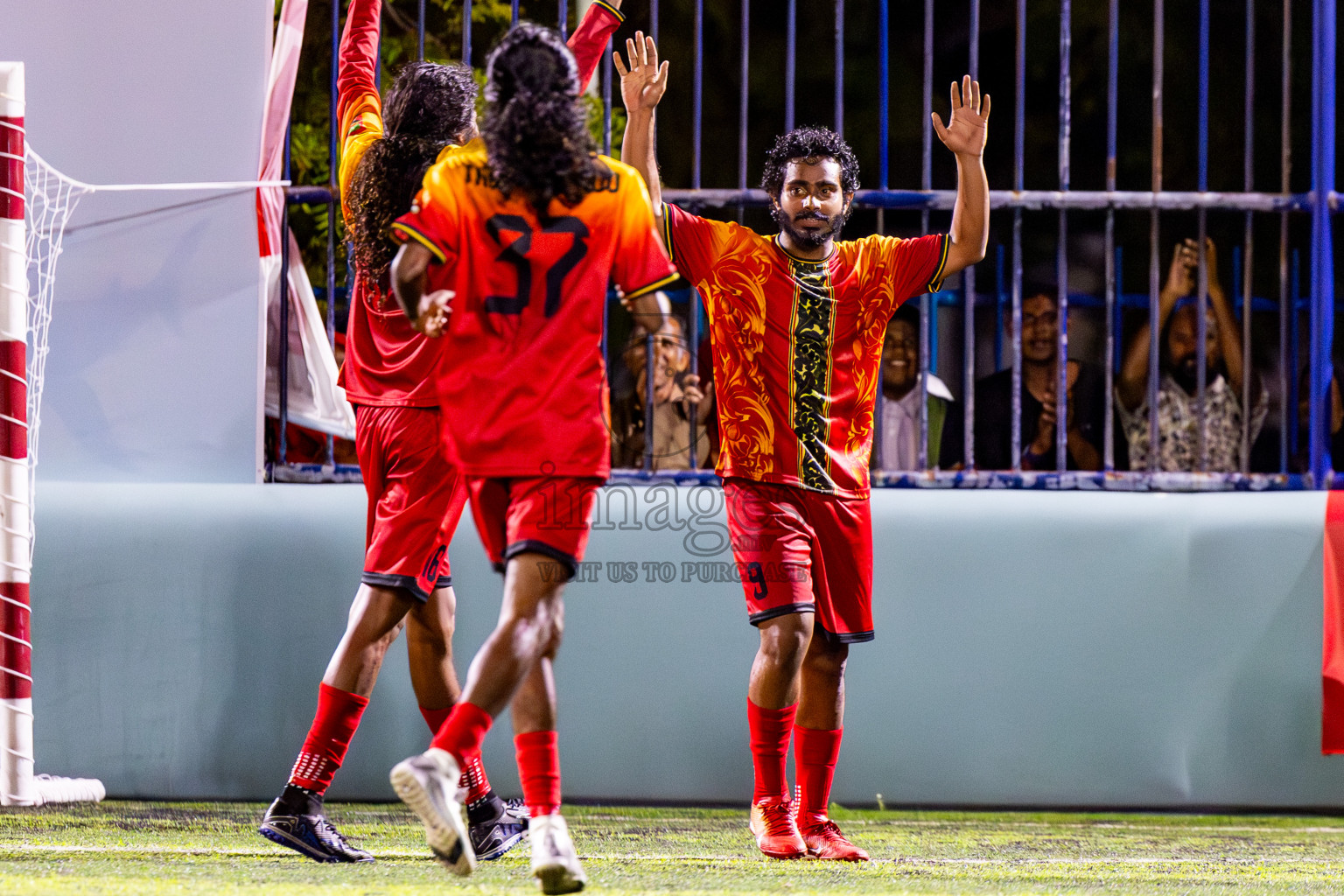 Dharavandhoo vs Thulhaadhoo in Day 3 of Better in Baa Futsal Fiesta 2025 Men's division held in B. Eydhafushi, Maldives on Friday, 7th November 2025. Photos: Nausham Waheed / images.mv