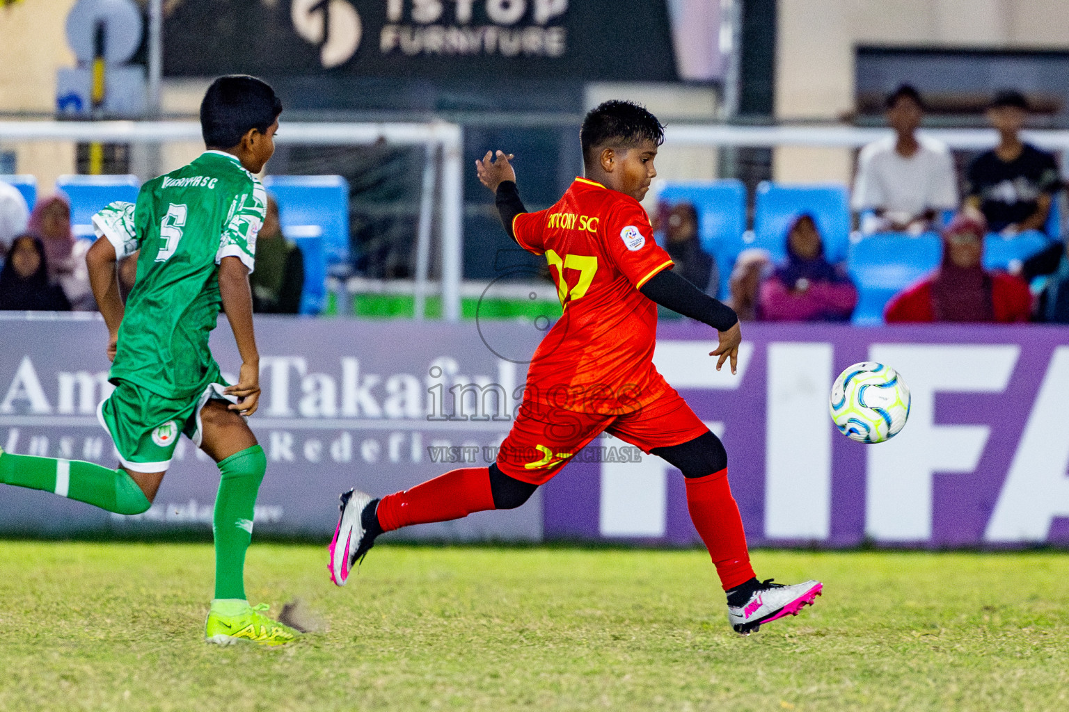 Victory Sports Club vs Hurriyya Sports Club (U12) in Day 9 of Dhivehi Youth League 2024 held at Henveiru Stadium on Saturday, 14th December 2024. Photos: Nausham Waheed / Images.mv