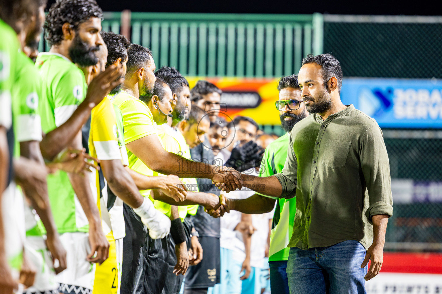 HDh Naivaadhoo vs HDh Makunudhoo in Atoll Round Semi-Final on Day 23 of Golden Futsal Challenge 2025 was held on Monday , 27th January 2025, in Hulhumale', Maldives. Photos: Nausham Waheed / images.mv