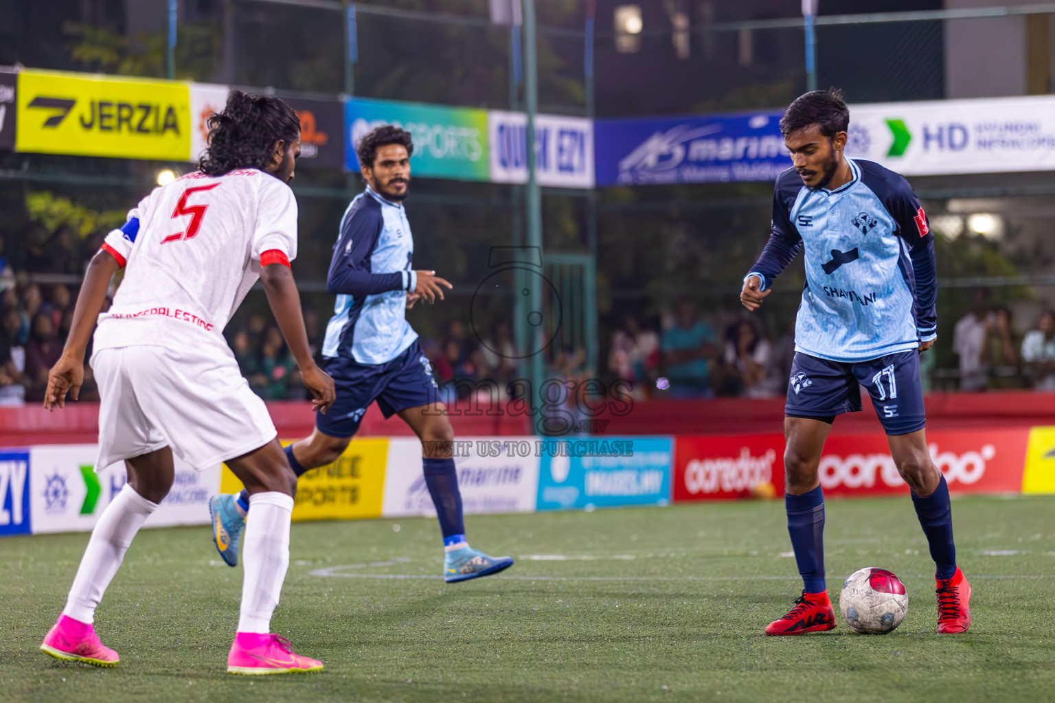 Th Gaadhiffushi vs Th Kinbidhoo in Day 15 of Golden Futsal Challenge 2024 was held on Monday, 29th January 2024, in Hulhumale', Maldives
Photos: Ismail Thoriq / images.mv