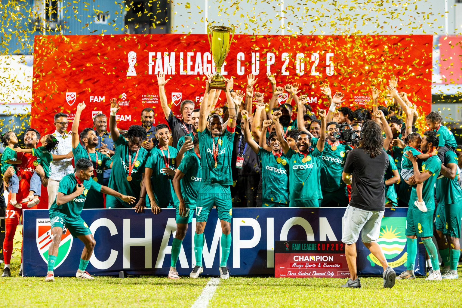 Odi Sports Club vs Maziya SR in the Final of FAM League Cup 2025 held at National Football Stadium, Male', Maldives on Wednesday, 28th May 2025.
Photos By: Ismail Thoriq / images.mv