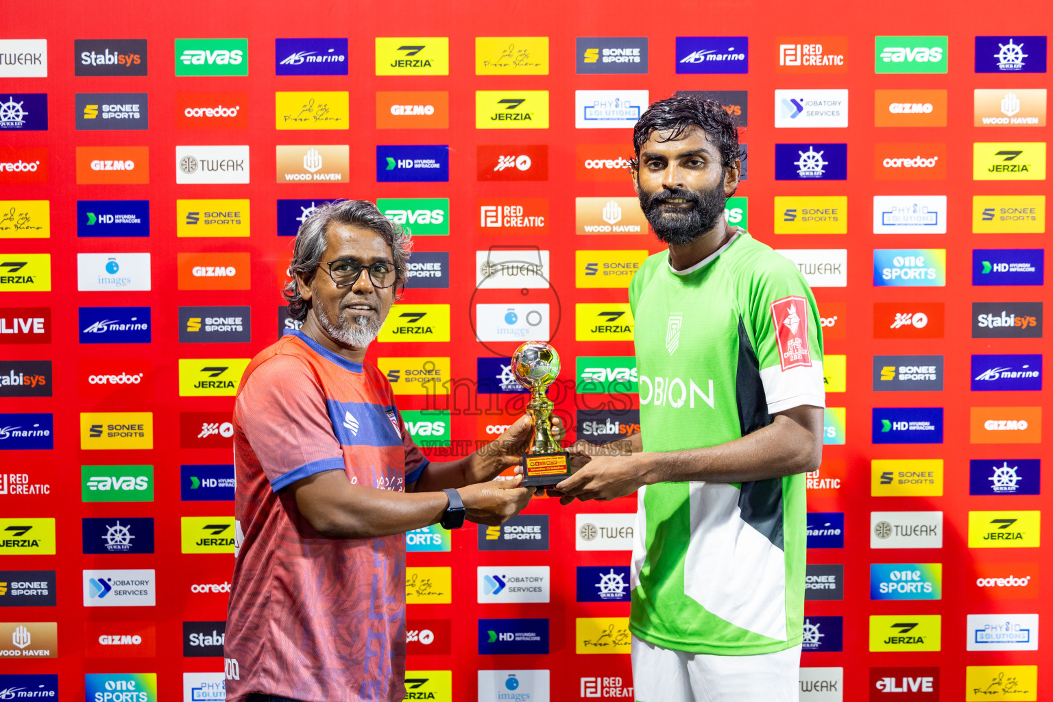 HDh Naivaadhoo vs HDh Nellaidhoo in Day 13 of Golden Futsal Challenge 2025 was held on Friday, 17th January 2025, in Hulhumale', Maldives. Photos: Nausham Waheed / images.mv