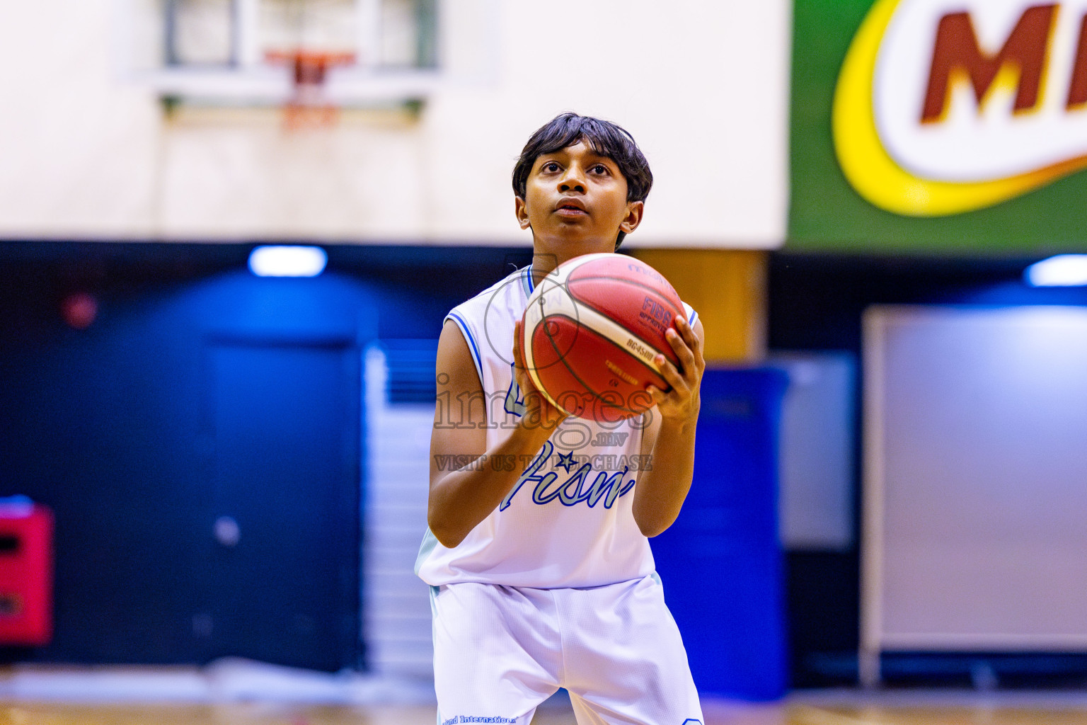 Iskandhar School vs Finland International School in Under 13 Boys Final of Junior Basketball Championship 2024 was held in Social Center, Male', Maldives on Sunday, 15th December 2024. Photos: Nausham Waheed / images.mv