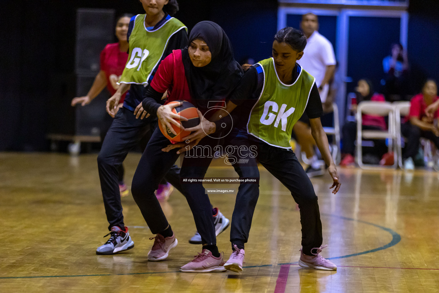 Lorenzo Sports Club vs Youth United Sports Club in the Milo National Netball Tournament 2022 on 20 July 2022, held in Social Center, Male', Maldives. Photographer: Hassan Simah / Images.mv